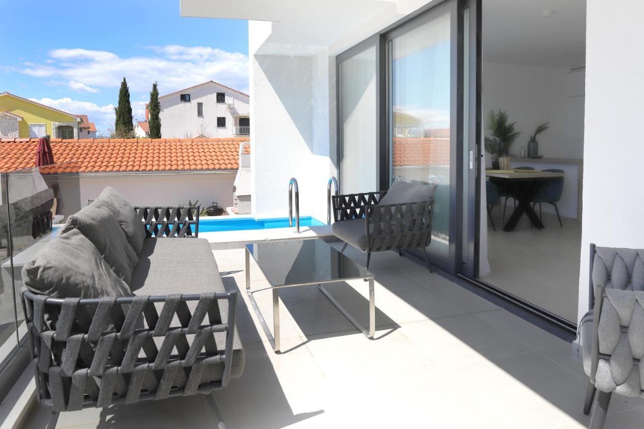 Apartments Terra Sun With Private Pool Or Jacuzzi Njivice Luaran gambar