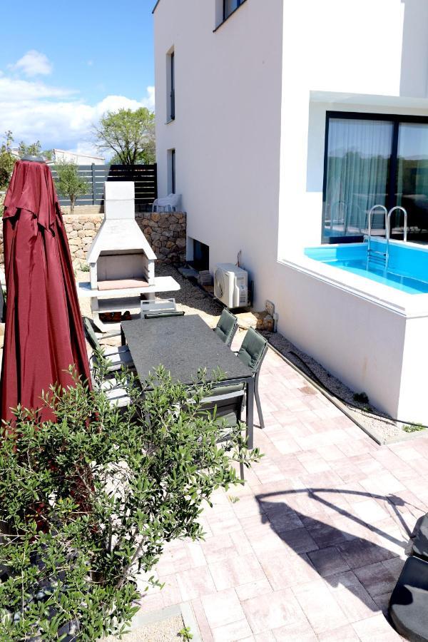Apartments Terra Sun With Private Pool Or Jacuzzi Njivice Luaran gambar